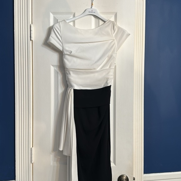 Talbot Runhof size 2 Crepe Gown - Picture 3 of 7